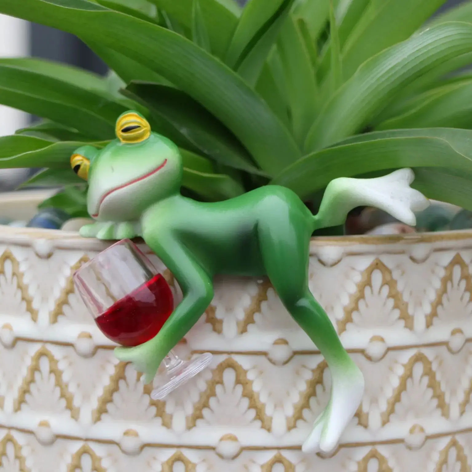 Contemporary Resin Frog Plante - Plant Parents 评论和价格